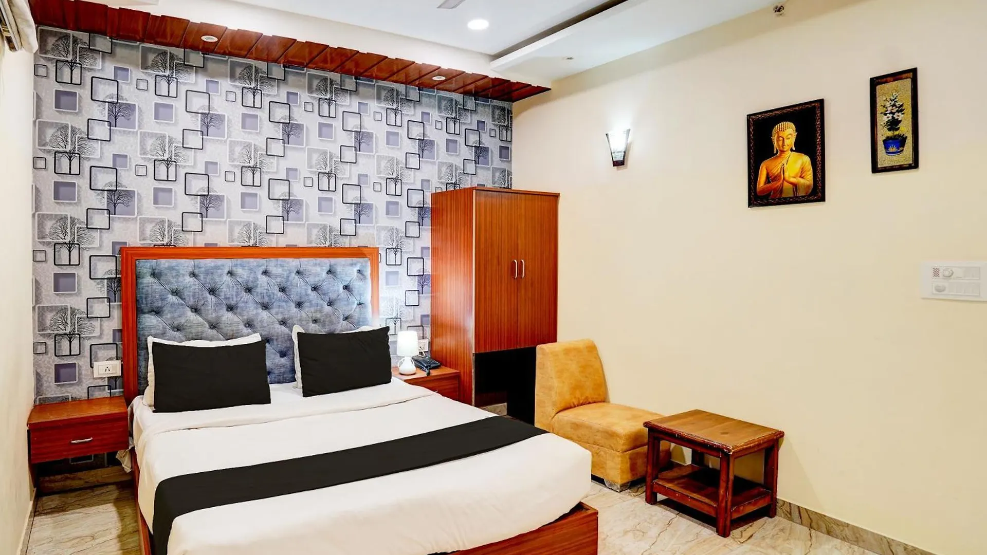 Townhouse Ram Katora Near Vishwanath Temple Formerly Sv Grand Hotel Varanasi