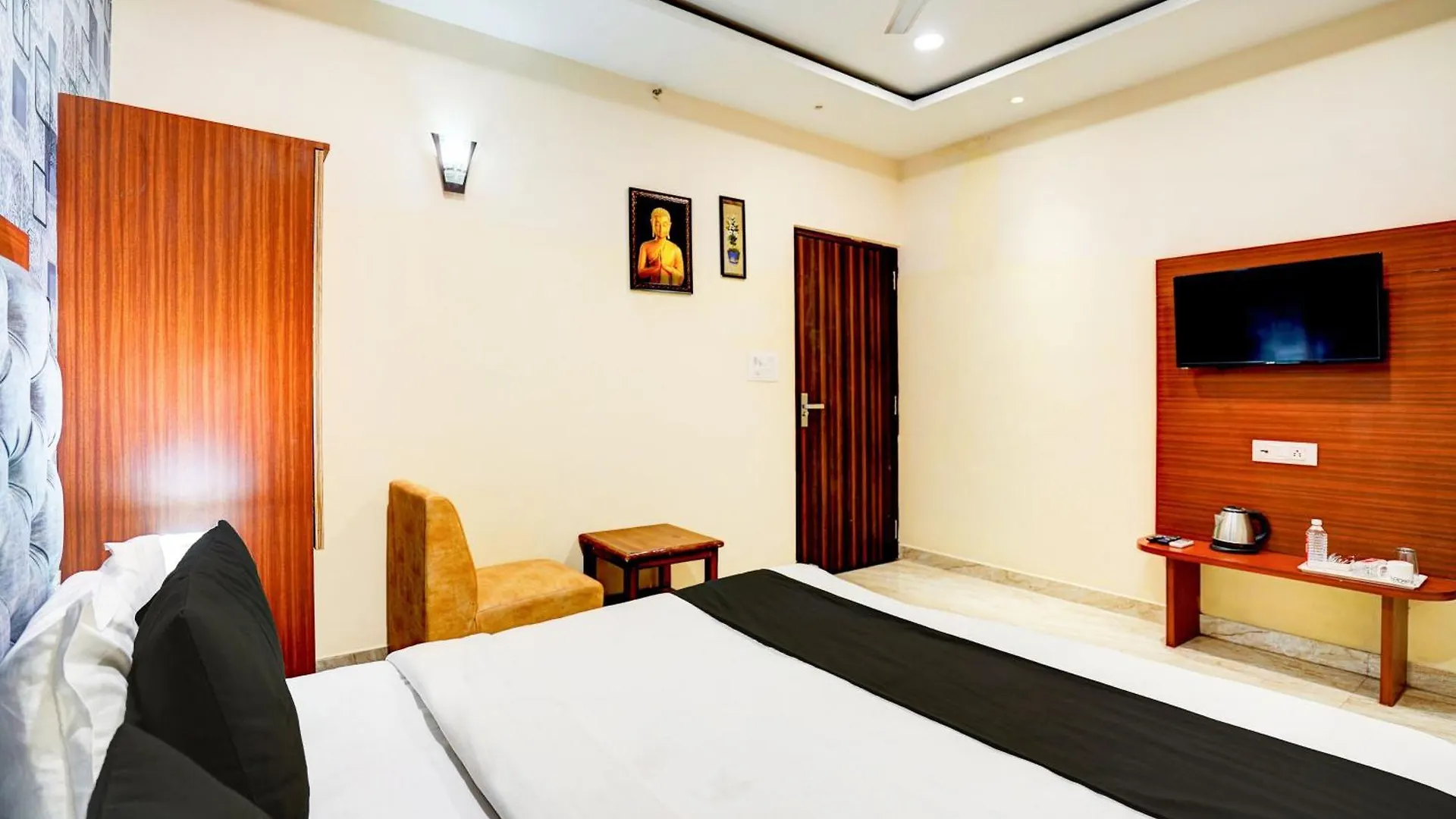 ***  Townhouse Ram Katora Near Vishwanath Temple Formerly Sv Grand Hotel Varanasi India