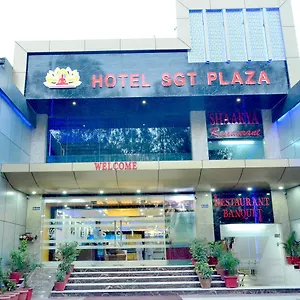 Sgt Plaza *** Varanasi