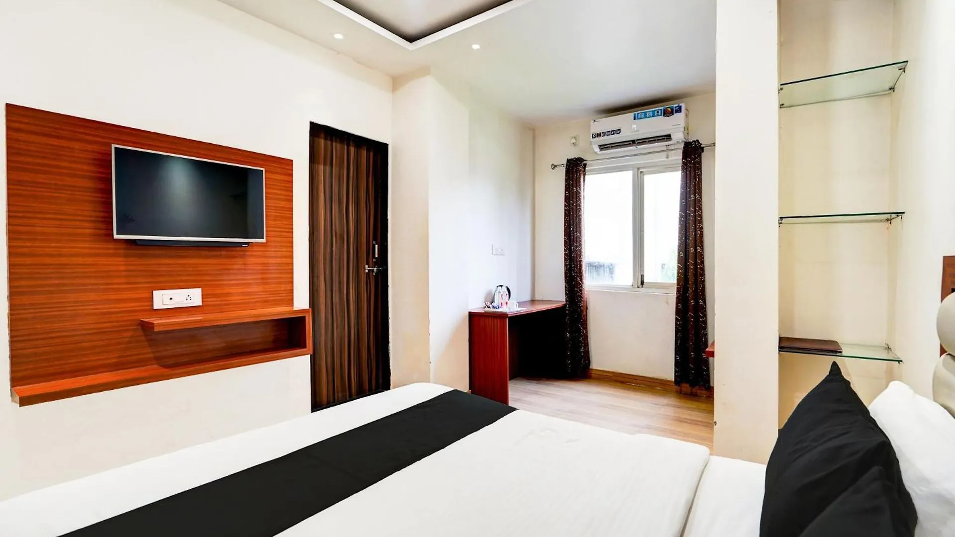 Townhouse Ram Katora Near Vishwanath Temple Formerly Sv Grand Hotel Varanasi