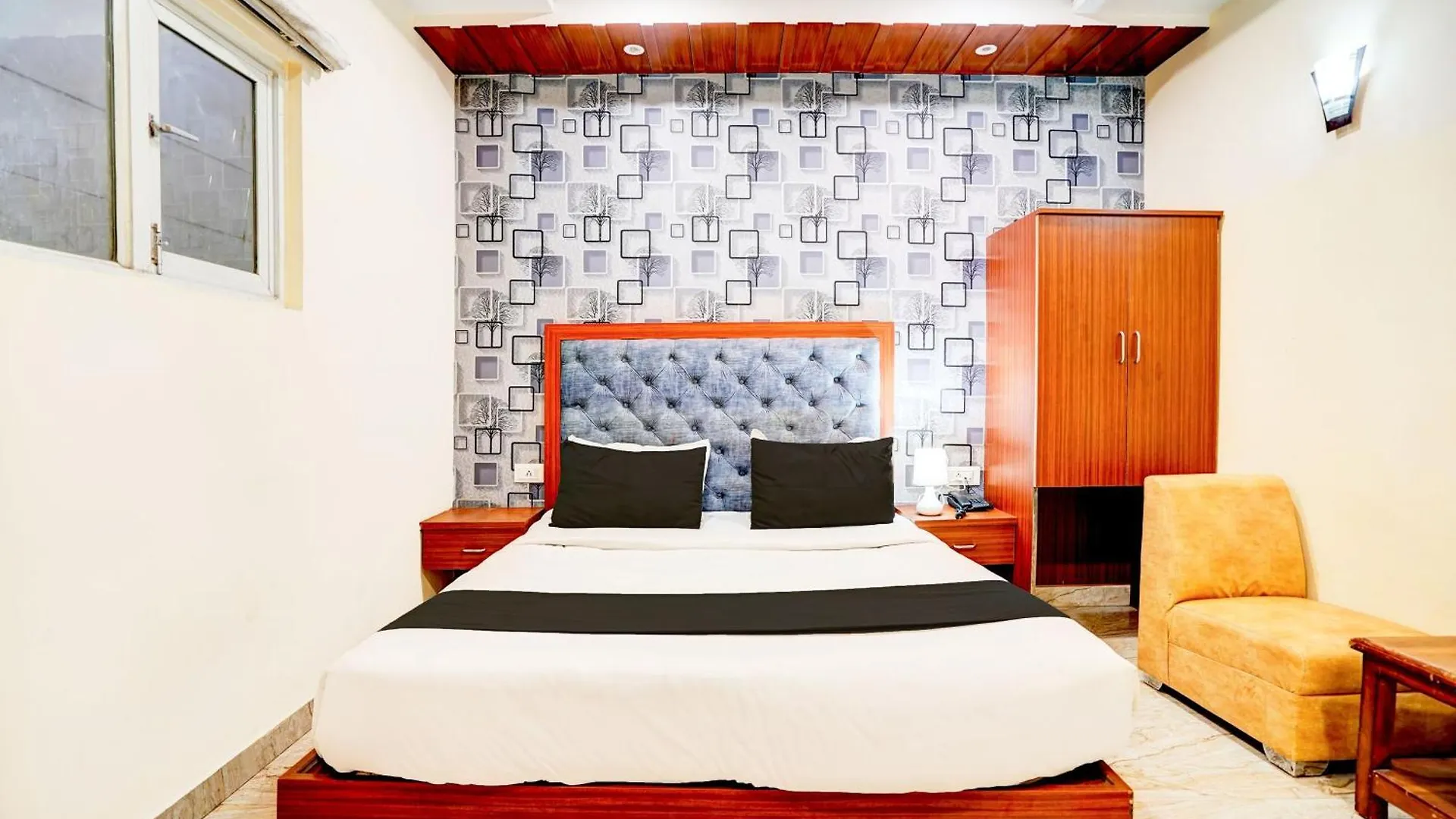 Townhouse Ram Katora Near Vishwanath Temple Formerly Sv Grand Hotel Varanasi