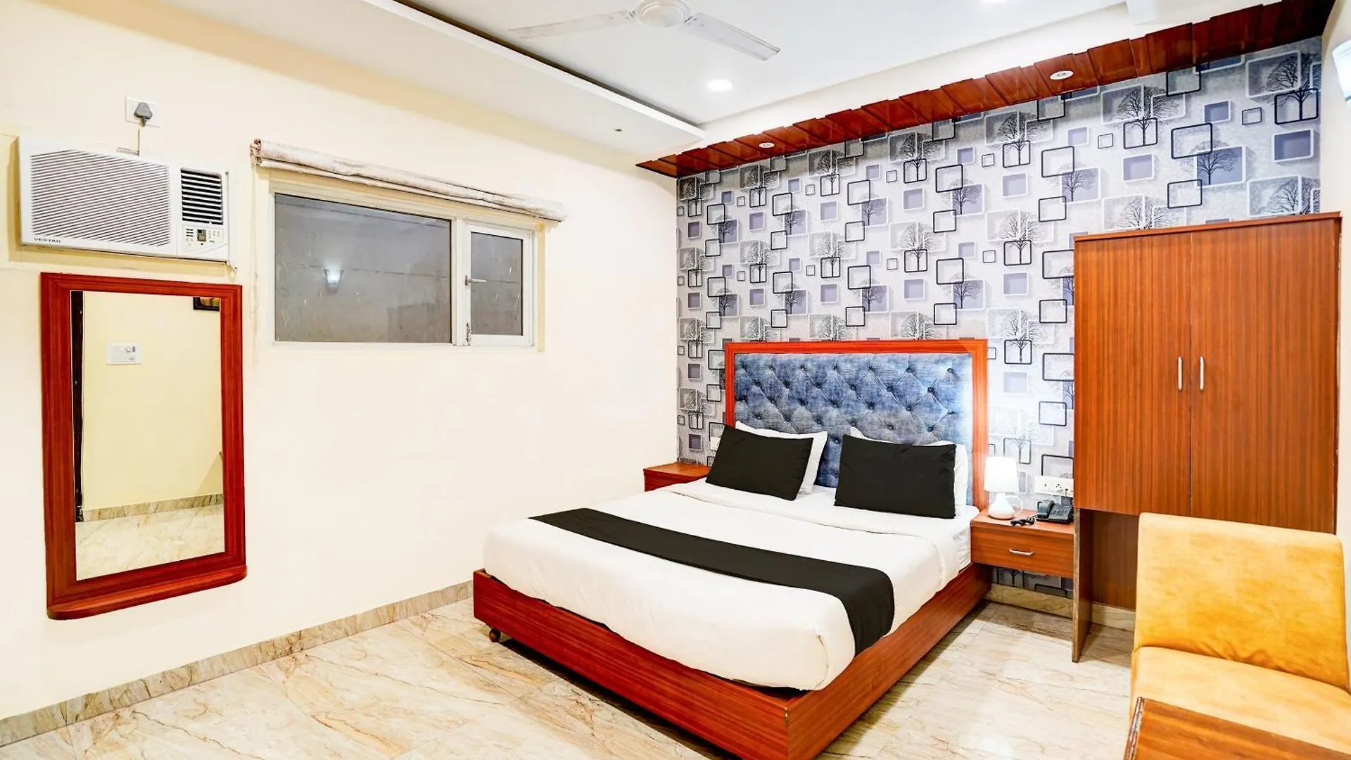 ***  Hotel Townhouse Ram Katora Near Vishwanath Temple Formerly Sv Grand Varanasi India